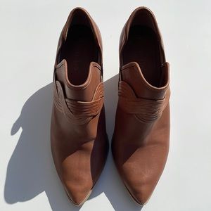 Lien Do Women Ankle Boots